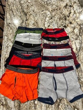 Hanes Boxer Brief Multipack in Gray, Red, Orange, Green, Black. Great condition